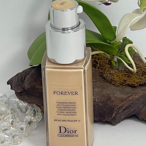 Dior Forever Transfer Proof 24H Foundation SPF 15 - 1N Neutral - .67 oz - New - Picture 1 of 3